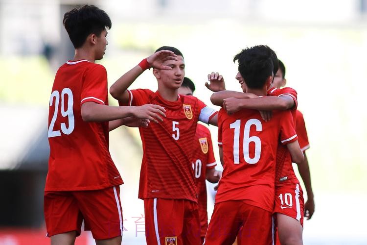 【不坠青云志】三球大捷 中国国少期待过招朝鲜